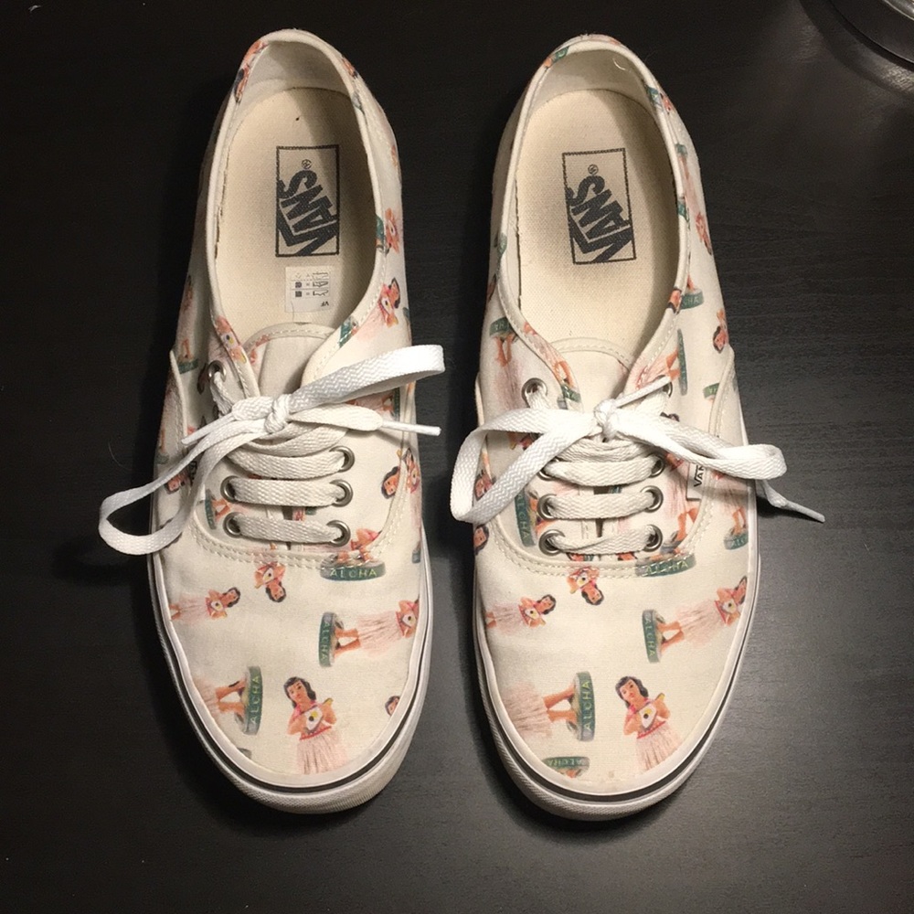 DIGI HULA AUTHENTIC